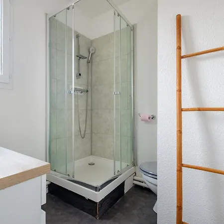 Apartment Equipe Avec Piscine Au Golf *